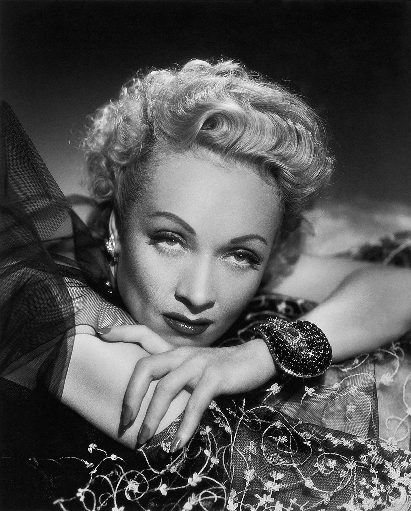 Marlene Dietrich-Annex2